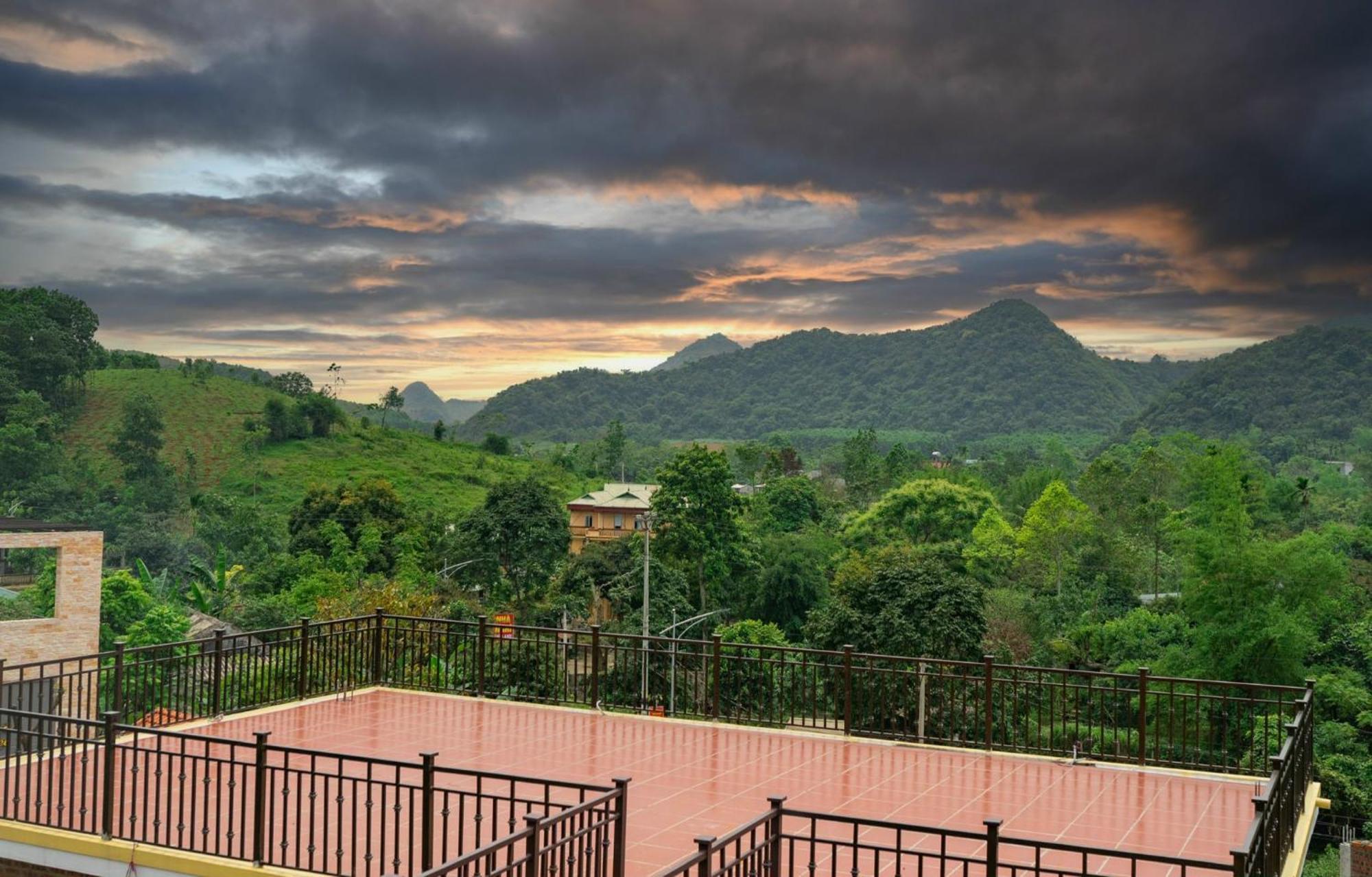 The Loli Hill Homestay Ниньбинь Экстерьер фото